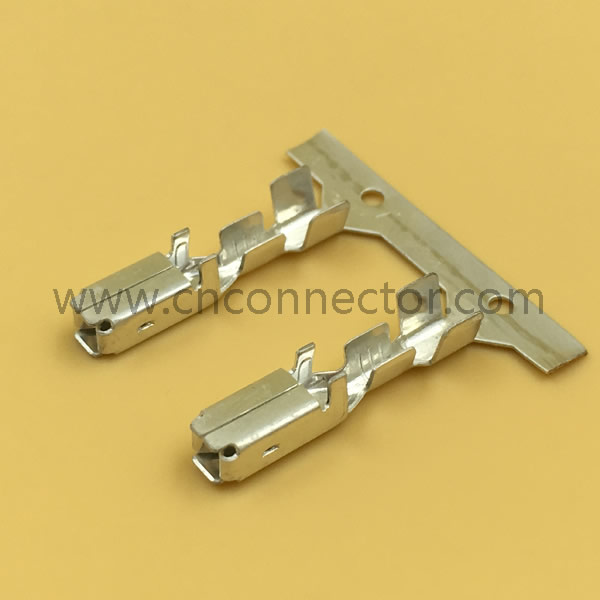 China auto fuse box terminals YUEQING JINHAI AUTOPARTS CO., LTD