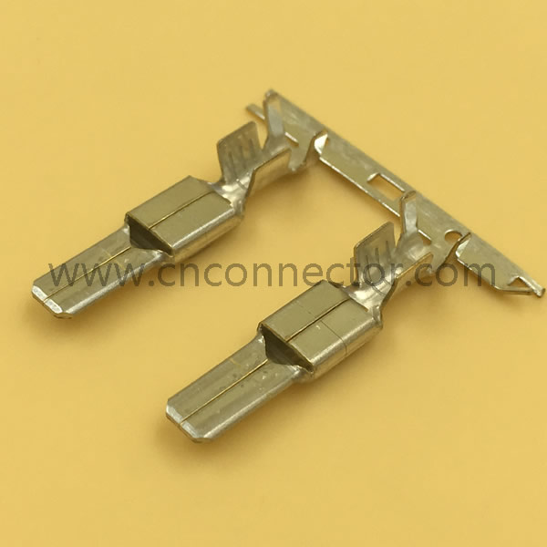 Male unsealed auto terminals